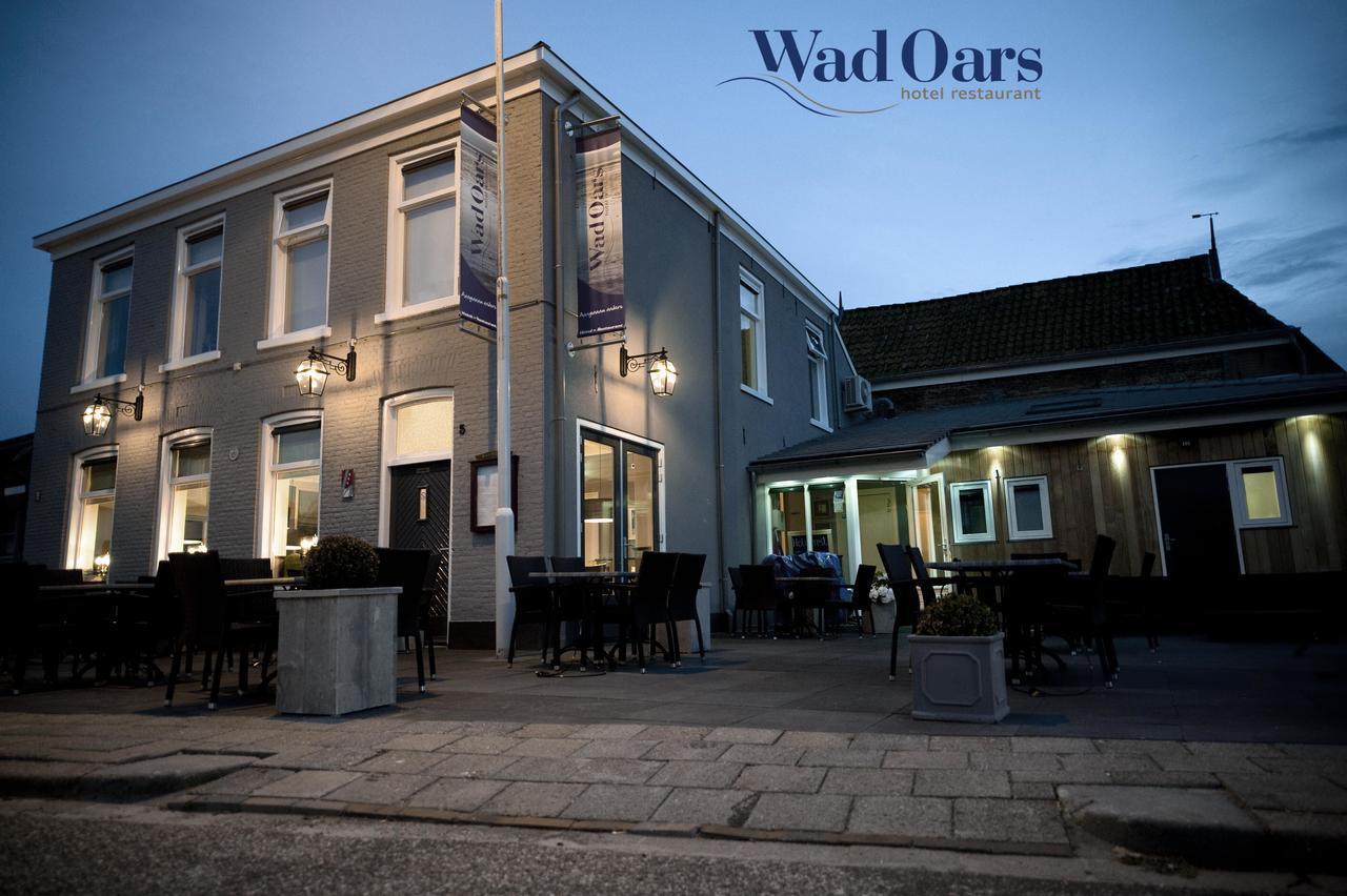 Hotel Restaurant Wad Oars Anjum Kültér fotó