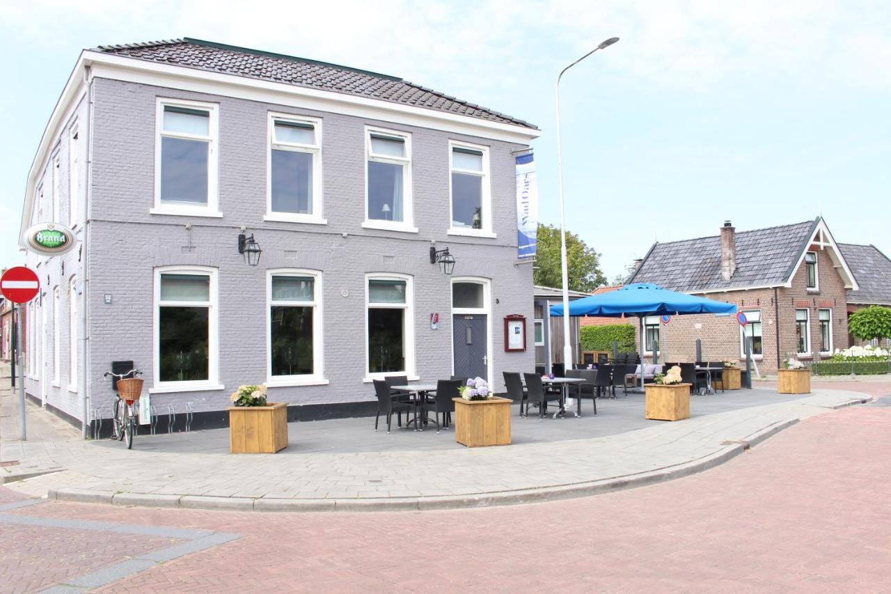 Hotel Restaurant Wad Oars Anjum Kültér fotó